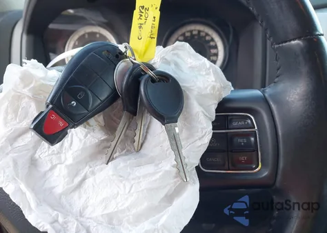 2014 Ram 1500 Big Horn z USA, uszkodzony, nr VIN 1C6RR7GTXES367173